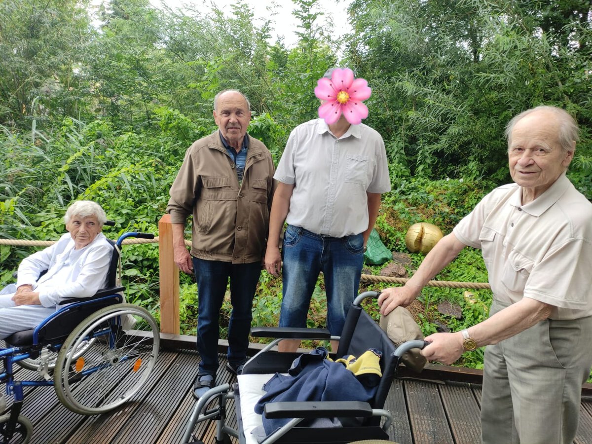 Tagesgäste auf der Landesgartenschau Evangelisches Diakonissenhaus Berlin Teltow Lehnin Tagesgäste auf der Landesgartenschau Evangelisches Diakonissenhaus Berlin Teltow Lehnin