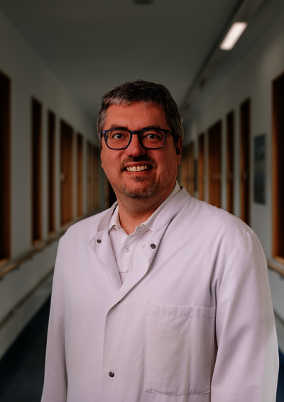 Chefarzt der Klinik für Geriatrie Thomas Theloe