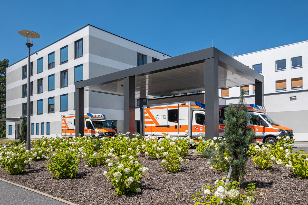 Ernst von Bergmann Clinic: Pediatric and Adolescent Care